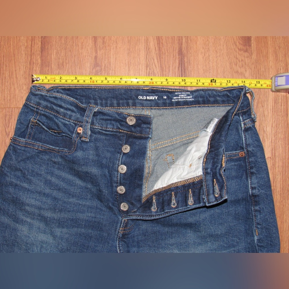 Old Navy Extra High-Rise Curvy Jeans